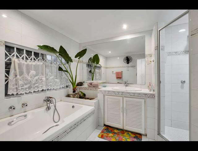 6 BEDROOM HOUSE FOR SALE IN MORNINGSIDE